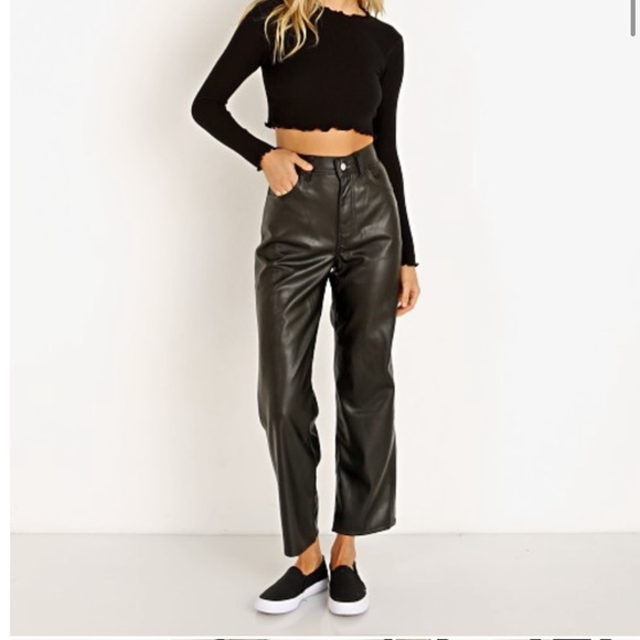 Levis Faux Leather Ribcage Straight 
